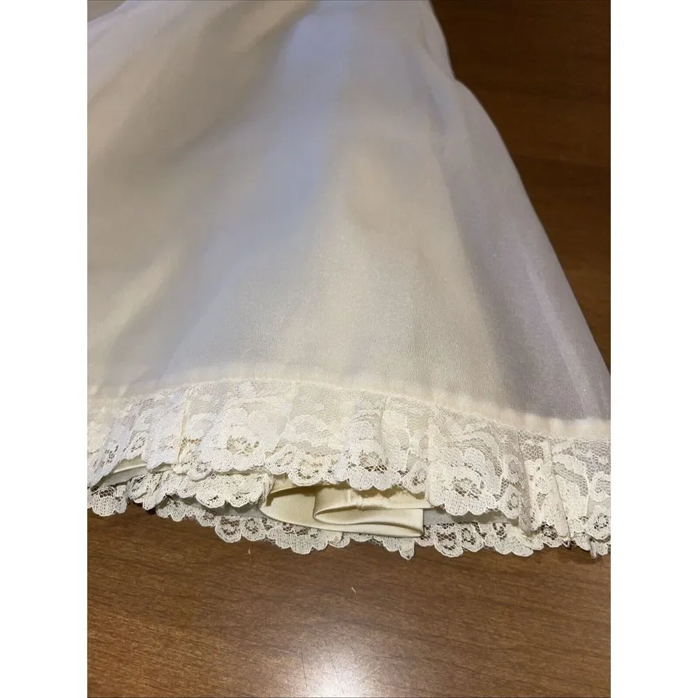 Handmade Vintage Dress Girls‎ 10 Yellowing Cottage Core Lace Wedding Pearls